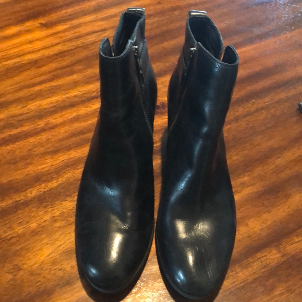 Born boots